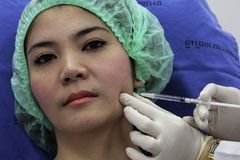 Botox vendors hocking misbranded products, FDA warns