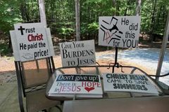 South Carolina town agrees to let resident hold Christian signs in public without a permit