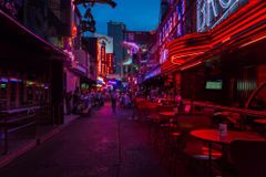 Student team befriends Bangkok 'ladyboys' | Baptist Press