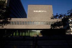 Europol, FBI switch off 1000-plus servers in malware fight
