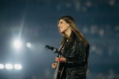 Brooke Ligertwood on Carrying the Authority—and the Burden—of Worship - RELEVANT