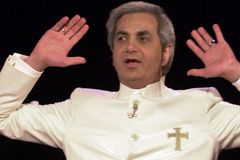 Televangelist Benny Hinn, wife, divorce again after remarriage