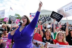 Christian university rejects Students for Life chapter; pro-life sophomore starts her own club