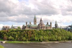 Religious expression defense removed from Canadian hate crime bill