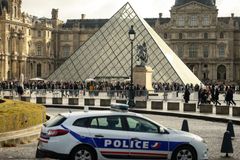 Louvre thieves escaped by 30 seconds, French official says