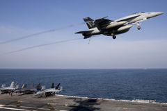 U.S. jets fly over Gulf of Venezuela, close to its airspace
