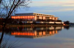 Worshipwashing Christmas at the Kennedy Center