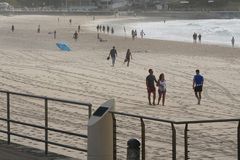 Muslim man hailed as hero for disarming Bondi Beach shooter