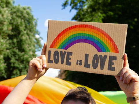 Mayor defends decision to drop prayer invite for priest after church hosted drag event