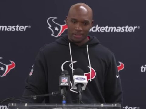 Houston Texans coach DeMeco Ryans praises team's belief in Jesus as they clinch playoffs