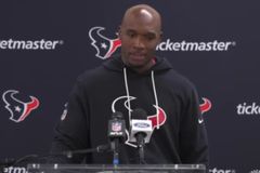 Houston Texans coach DeMeco Ryans praises team's belief in Jesus as they clinch playoffs