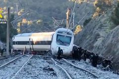 High-speed train derails in Spain, killing dozens