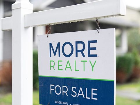 Trump order bans large institutional investors from buying single-family homes