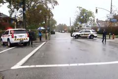 11 Killed in Pittsburgh Synagogue Shooting; Gunman in 'Anti-Semitic' Attack Identified