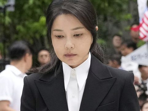 South Korean former first lady sentenced to prison for bribes