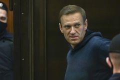 Moscow court orders Navalny back to prison