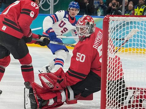 Winter Olympics close with thrilling USA hockey win