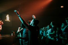 The Dangerous Rise of Me-Centered Worship - RELEVANT