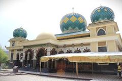 Muslim Mob Halts Church Roof Repairs in Indonesia - Morningstar News