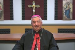 Pope accepts resignation of U.S. bishop charged with embezzlement