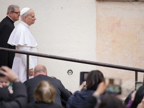 Pope meets with journalist critical of Opus Dei Catholic group