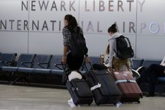 Federal authorities probe close call between aircraft at Newark