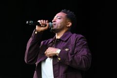 Jonathan McReynolds Fuses Gospel Music with ’80s Pop in ‘Closer’