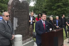 Judge orders removal of Arkansas Capitol Ten Commandments