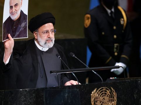 Soleimani relatives in U.S. custody after losing green cards