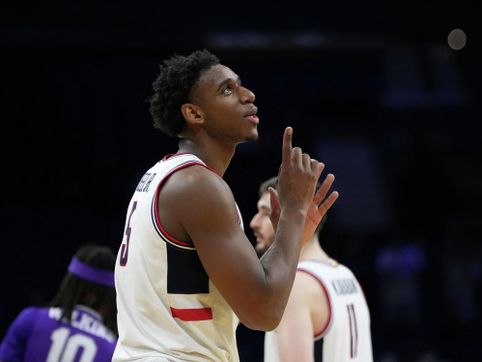 UConn's Tarris Reed Jr. Used His March Madness Run to Spread the Gospel - RELEVANT