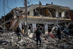 Israel and Lebanon agree to 10-day ceasefire, raising hope for 'historic peace agreement'