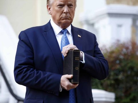 Trump’s Assigned Verse in Bible Marathon Is Red Meat for Christian Nationalists
