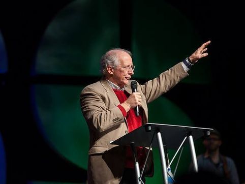 John Piper warns AI can think but never ‘delight in God’ like humans