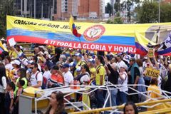 Thousands of people march for Jesus in Colombia, pray for peace in the nation