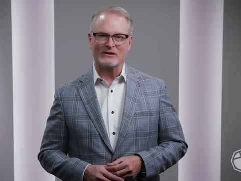 Kansas GOP accuses megachurch Pastor Adam Hamilton of violating election ethics law