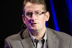 Author Sam Allberry resigns roles over past relationship