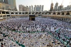 Saudi Arabia remains among toughest places for Christians to practice their faith