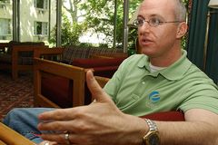 Former leader who renounced gay ministry arrested in sting operation