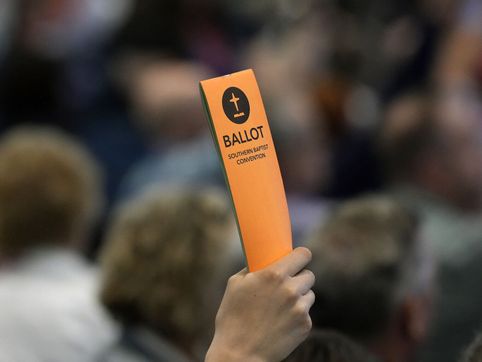 4 Years Running, Southern Baptists Weigh Tightening Ban on Churches With Women Pastors
