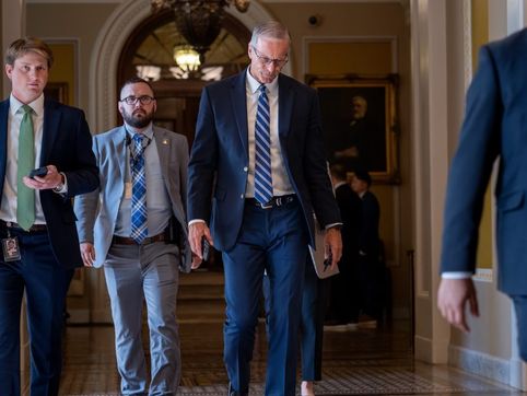 Four GOP senators break ranks to kill voter ID measure