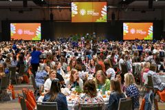 Ministers’ wives award Anne Wright, consider the necessity of returning to Jesus over and over | Baptist Press