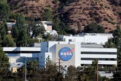 Former FBI agent questions if new weapon involved in cases of missing, dead scientists