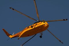Utah wildfire scorches 10,000 acres in hours, prompts evacuations