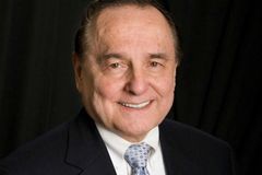 Bill Gothard shows signs of improvement after heart attack and coma, supporters say