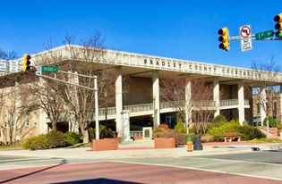 Christian school settles lawsuit of suspended LGBTQ senior﻿