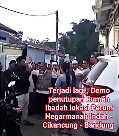 Muslims protest presence of church in Indonesia