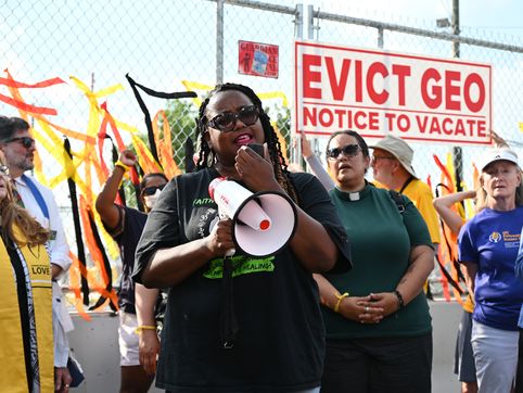Amid ICE killings, more than 100 clergy from across the US stage protest at Delaney Hall