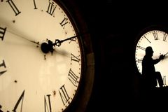 House advances bill to make daylight saving time permanent