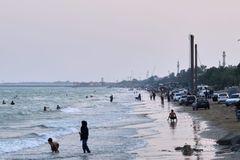 U.S. strikes hit bridges, power infrastructures in Iran