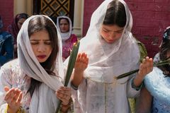 Top Pakistani court to hear case of Christian child bride